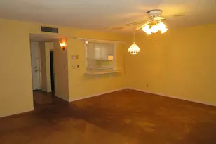 719 Lori Dr, Palm Springs, FL 33461 - Photo 6