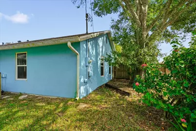 1745 18th Avenue SW, Vero Beach, FL 32962 - Photo 20