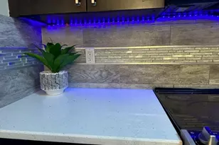 5584 NW 59th Pl, Tamarac, FL 33319 - Photo 4