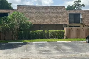 5584 NW 59th Pl, Tamarac, FL 33319 - Photo 32