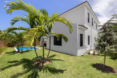 309 Cascade Lane, Palm Beach Shores, FL 33404 - Photo 46