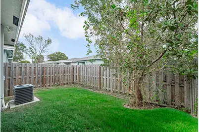 2618 Saginaw Avenue, West Palm Beach, FL 33409 - Photo 24
