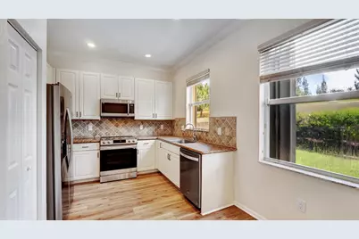 7938 Jewelwood Dr Drive, Boynton Beach, FL 33437 - Photo 10