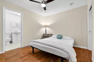 584 SE Greenway Terrace, Port Saint Lucie, FL 34983 - Photo 22
