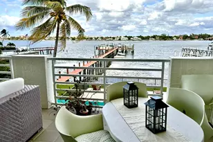 328 N Lake Dr N, Lantana, FL 33462 - Photo 4