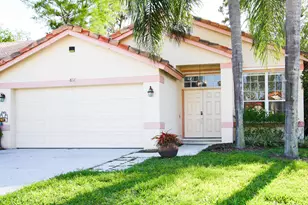 661 Lake Wellington Dr, Wellington, FL 33414 - Photo 2