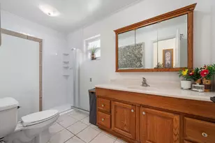 8820 NW 4th St, Pembroke Pines, FL 33024 - Photo 14