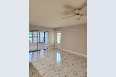 5433 Lakefront Boulevard, Unit #B, Delray Beach, FL 33484 - Photo 10