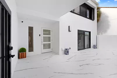 2435 Presidential Way, Unit #H, West Palm Beach, FL 33401 - Photo 4