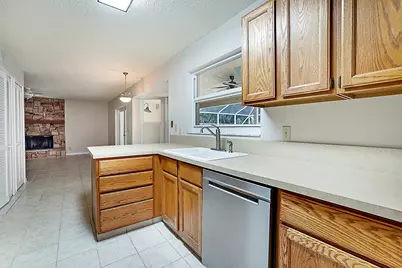 3847 Woods Walk Boulevard, Lake Worth, FL 33467 - Photo 14