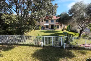 7065 Catalina Isle Dr, Lake Worth, FL 33467 - Photo 6