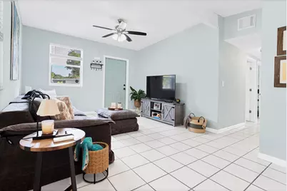 5241 NE 16th Terrace E, Pompano Beach, FL 33064 - Photo 6