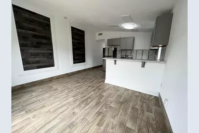 1050 W 7th Street, Riviera Beach, FL 33404 - Photo 2