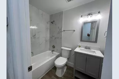 1050 W 7th Street, Riviera Beach, FL 33404 - Photo 10