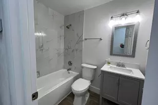 1050 W 7th St, Riviera Beach, FL 33404 - Photo 10