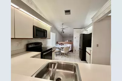 10711 Ocean Palm Way, Unit #202, Boynton Beach, FL 33437 - Photo 18