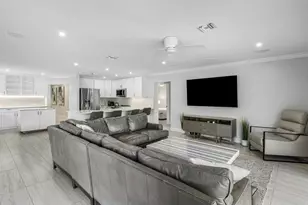 921 Cypress Dr, Delray Beach, FL 33483 - Photo 20