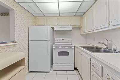 270 Farnham L, Unit #270, Deerfield Beach, FL 33442 - Photo 1