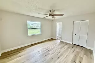 520 NW Azalea Ave, Port Saint Lucie, FL 34983 - Photo 16