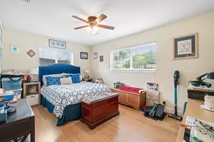 301 SE 10th Ct, Deerfield Beach, FL 33441 - Photo 22