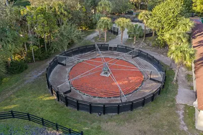 4980 Stables Way, Wellington, FL 33414 - Photo 6