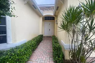 19305 SW 66th St, Pembroke Pines, FL 33332 - Photo 2