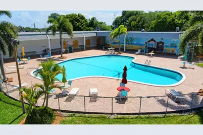 3402 Cynthia Lane, Unit #112, Lake Worth Beach, FL 33461 - Photo 2