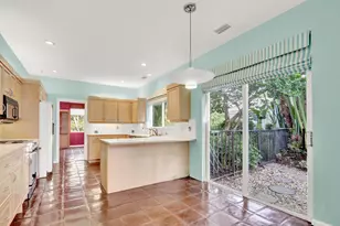 2571 Marseille Dr, Palm Beach Gardens, FL 33410 - Photo 16