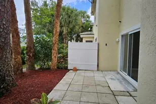 13490 Old Englishtown Rd, Wellington, FL 33414 - Photo 12