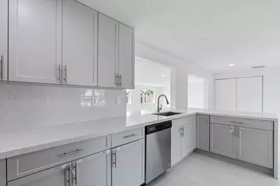 1104 Grandview Circle, Royal Palm Beach, FL 33411 - Photo 14