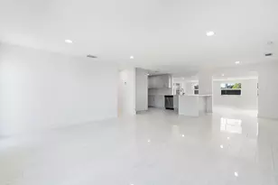 1104 Grandview Cir, Royal Palm Beach, FL 33411 - Photo 10