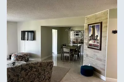 3755 Via Poinciana, Unit #304, Lake Worth, FL 33467 - Photo 6