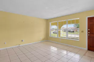 821 SE Solaz Ave, Port Saint Lucie, FL 34983 - Photo 4