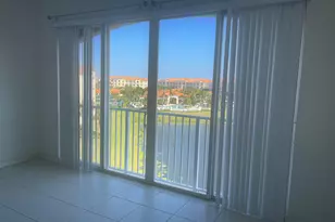 1 Harbour Isle Ph01 Dr E Unit, Fort Pierce, FL 34949 - Photo 2