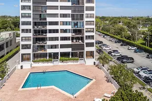 5600 N Flagler Dr, West Palm Beach, FL 33407 - Photo 2