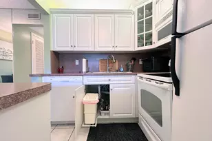 450 Horizons E Unit, Boynton Beach, FL 33435 - Photo 8