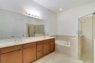 1083 Piccadilly Dr, Palm Beach Gardens, FL 33418 - Photo 24