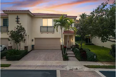 106 S Longport Circle, Unit #H, Delray Beach, FL 33444 - Photo 1