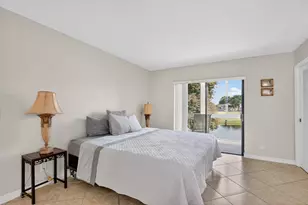 129 Piedmont C, Delray Beach, FL 33484 - Photo 8