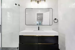 1009 Alamanda Dr, North Palm Beach, FL 33408 - Photo 12