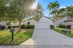 61 N Ironwood Way, Palm Beach Gardens, FL 33418 - Photo 1