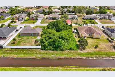 373 SW Millard Drive, Port Saint Lucie, FL 34953 - Photo 6