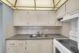 371 Durham L Circle Unit, Deerfield Beach, FL 33442 - Photo 10