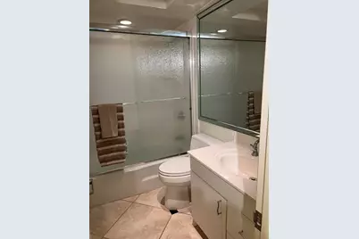 125 S Ocean Avenue, Unit #304, Palm Beach Shores, FL 33404 - Photo 6