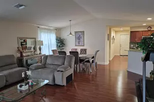 31 S Alhambra Ln, Port Saint Lucie, FL 34952 - Photo 6