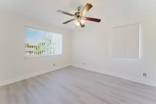302 NE 36th St, Boca Raton, FL 33429 - Photo 20