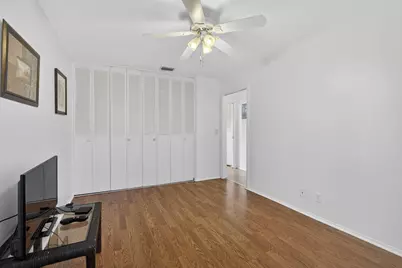 2833 Crosley Drive W, Unit #C, West Palm Beach, FL 33415 - Photo 18