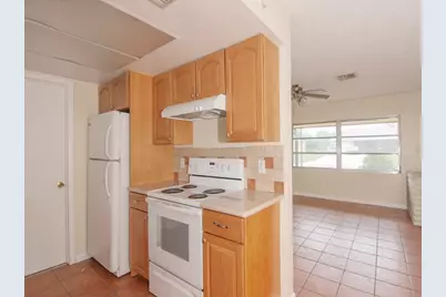 557 SW Duval Avenue, Port Saint Lucie, FL 34983 - Photo 4