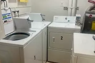 330 SE 2nd St, Hallandale Beach, FL 33009 - Photo 14