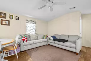 8333 SE Sandy Ln, Hobe Sound, FL 33455 - Photo 6